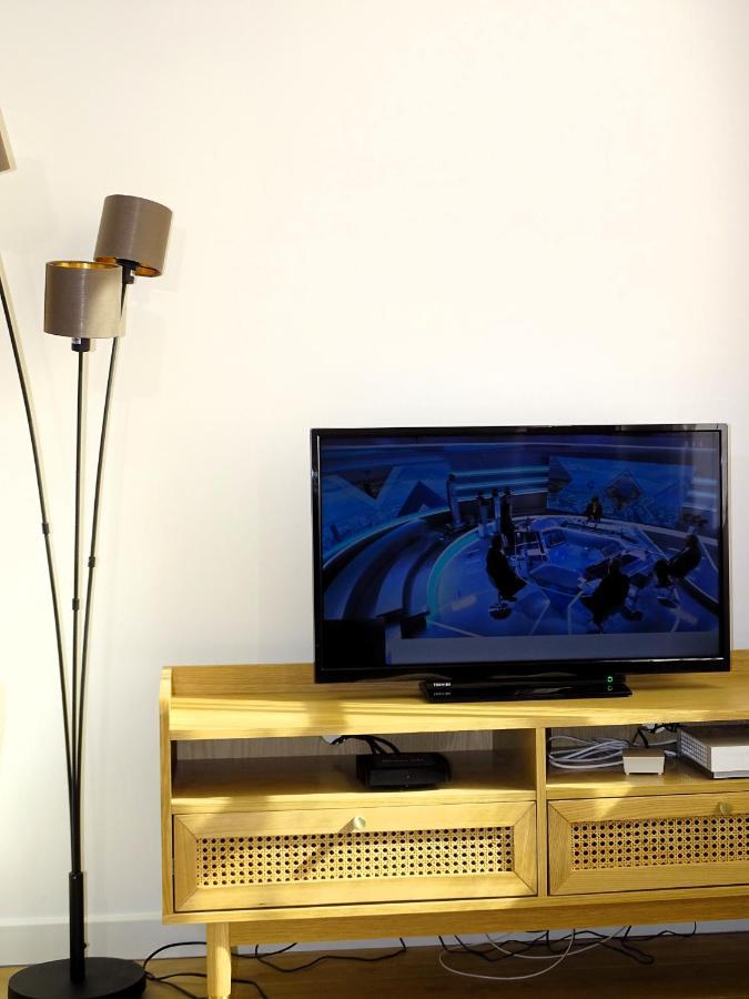 Augustins Fountain Studio Cosy Aix Centre Historique A 3 Minutes De Cours Mirabeau -Wifi-Smart Tv-Rue Calme Экс-ан-Прованс Экстерьер фото