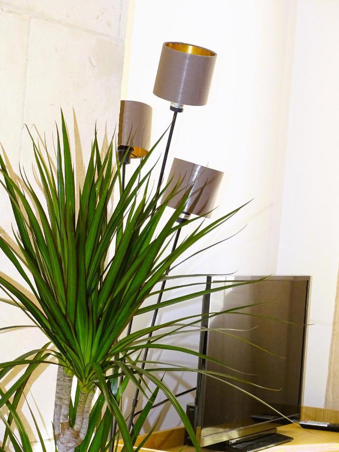 Augustins Fountain Studio Cosy Aix Centre Historique A 3 Minutes De Cours Mirabeau -Wifi-Smart Tv-Rue Calme Экс-ан-Прованс Экстерьер фото