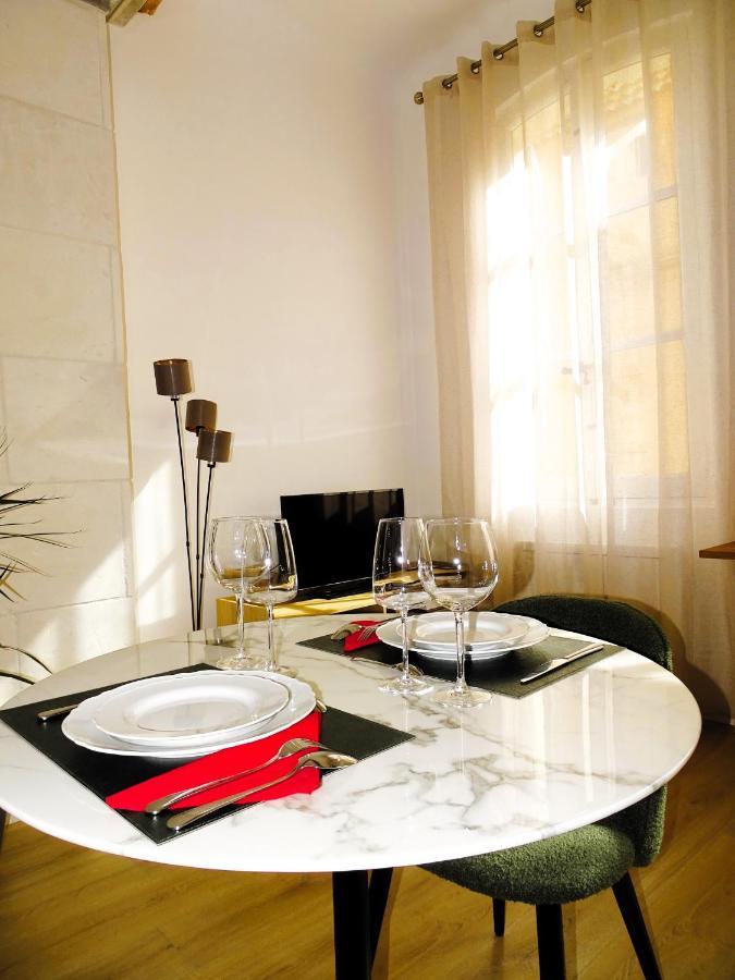 Augustins Fountain Studio Cosy Aix Centre Historique A 3 Minutes De Cours Mirabeau -Wifi-Smart Tv-Rue Calme Экс-ан-Прованс Экстерьер фото