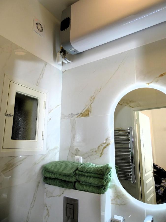 Augustins Fountain Studio Cosy Aix Centre Historique A 3 Minutes De Cours Mirabeau -Wifi-Smart Tv-Rue Calme Экс-ан-Прованс Экстерьер фото